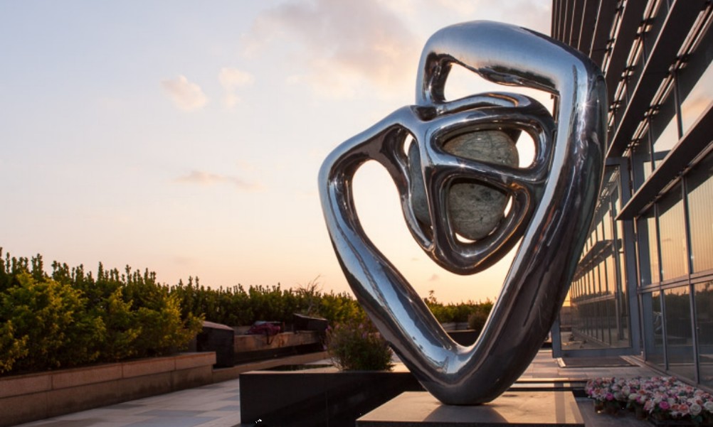 rising dragon242.jpg