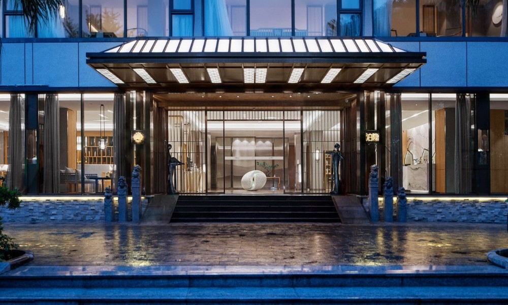 Commercial Stainless Steel Canopy Case Analysis