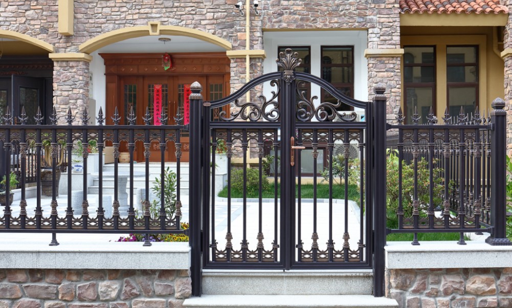 1717431149102838.jpg RISING DRAGON295.jpg